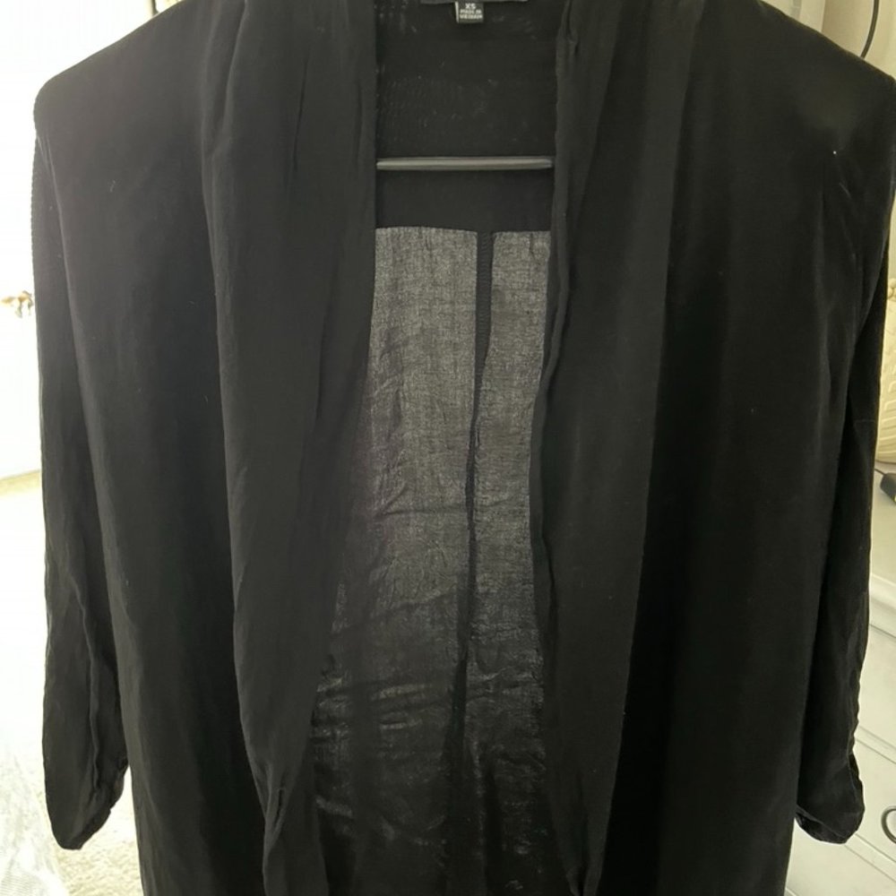 Thin black casual blazer